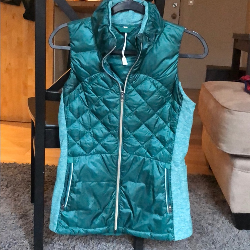 Lululemon Forest green Vest